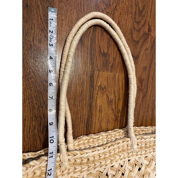 Large Woven Packable Straw Tote Bag – Beige 22 x 11 x 8 Chic Beach Travel Bag - Picture 7 of 10